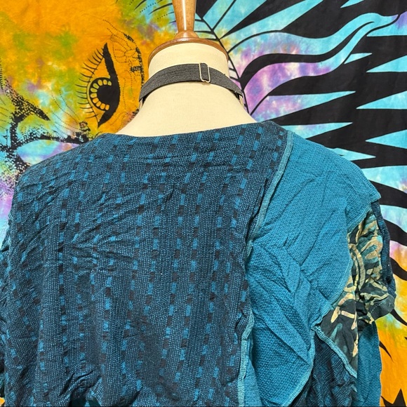 🌈 Lovely Vintage patchwork art top - Picture 6 of 12